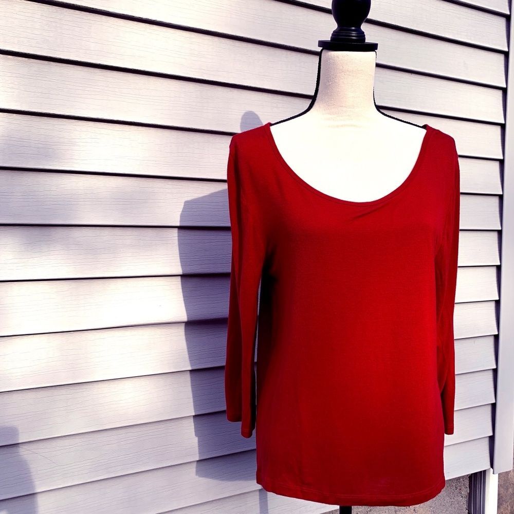 Zenana Outfitters Red Top